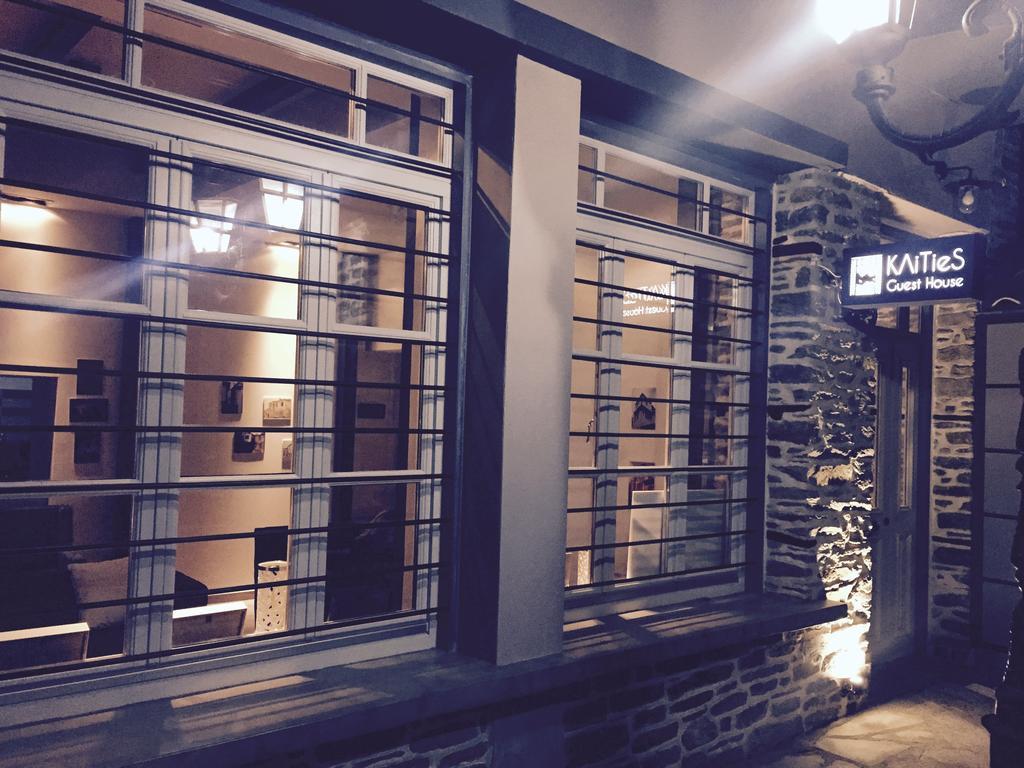 Klities Guest House Polygyros Екстер'єр фото
